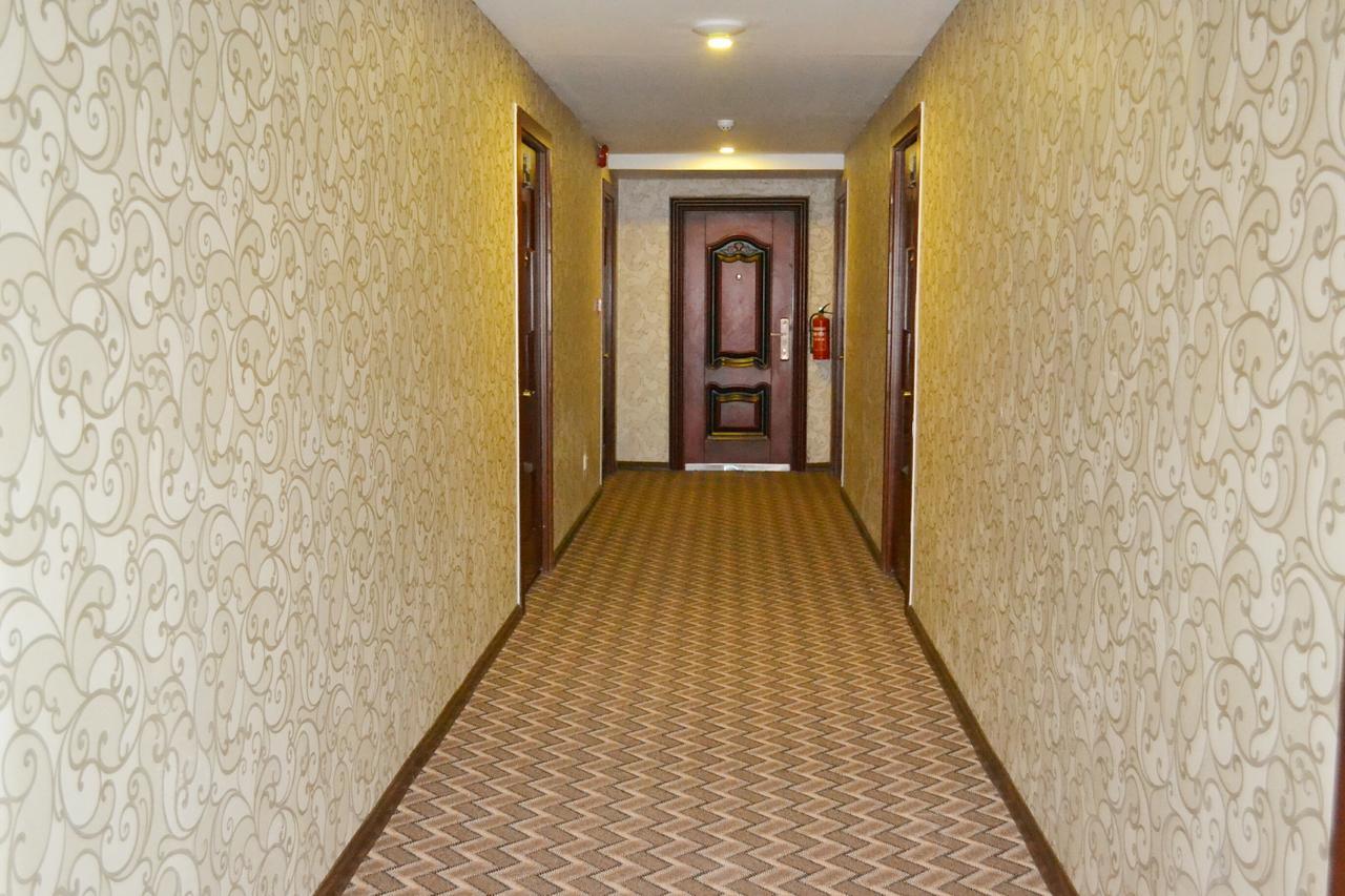 โฮเทล บรอดเวย์ ย่างกุ้ง Hotel ภายนอก รูปภาพ